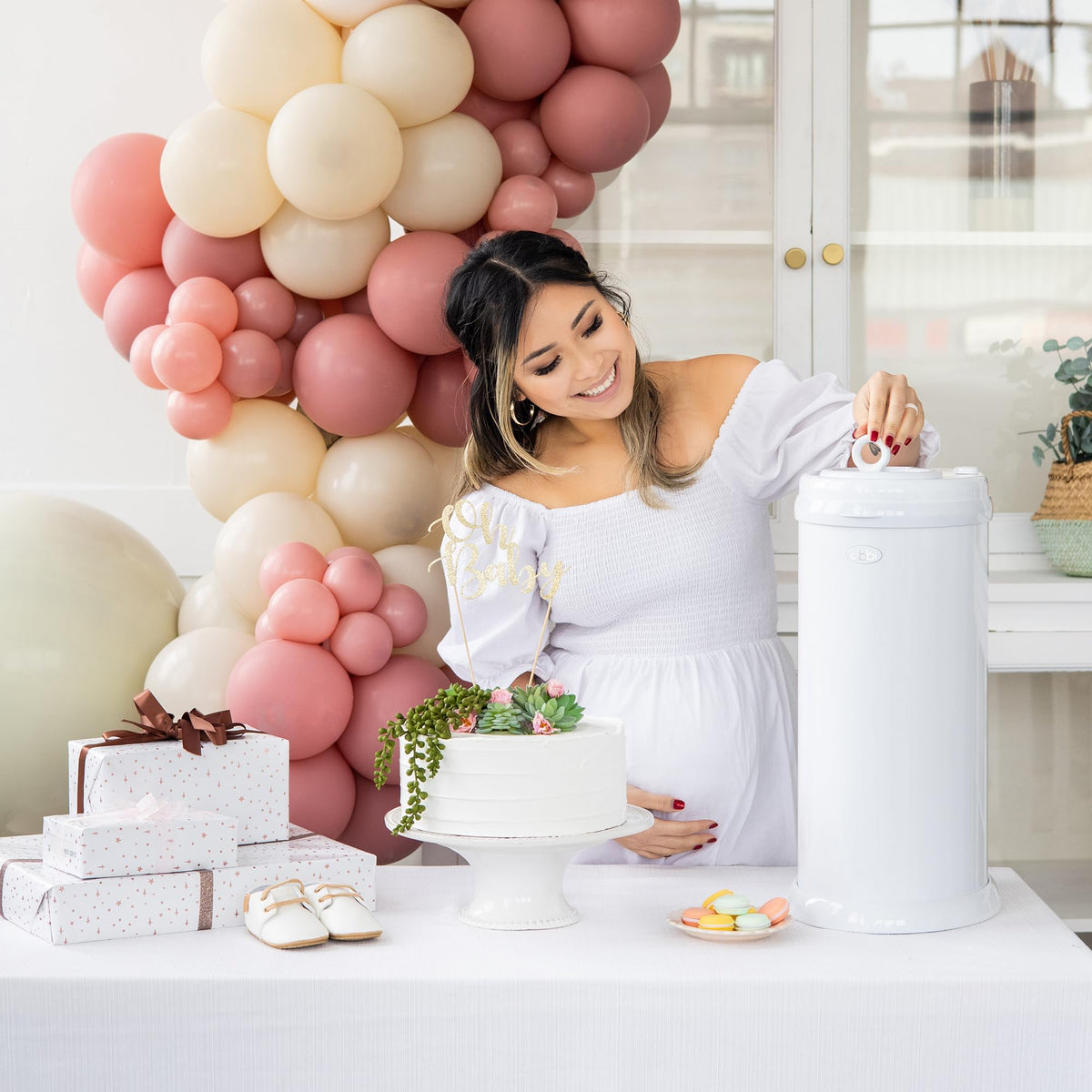 Ubbi Stainless Steel Diaper Pail, No Special Bags, Odor-Locking, White | Award-Winning Registry Must-Have, Childproof Safety Lid with Lock, Holds Up To 55 Newborn Diapers, Modern Nursery Essential