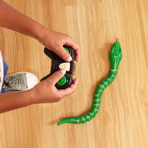 Terra by Battat Remote Control Snake, Emerald Tree Boa, Green, Animals | Electronic snake toy with remote, LED light-up eyes, S-shaped movement, includes 1 snake and 1 remote control, 6+ Years
