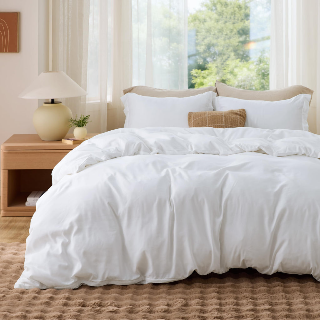 Bedsure Duvet Cover Queen Size, 3Pcs Soft Double Brushed Bedding Set, White | For Kids & Adults, 90"x90" Comforter Cover, Hotel Luxury, All Season, Breathable, Easy Care, Lightweight, Zipper Closure